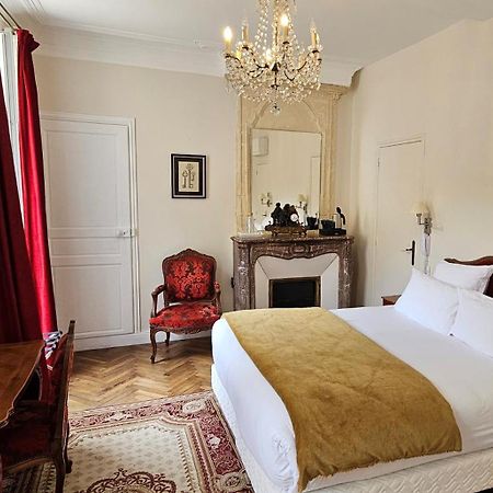 Le Tardif, Noble Guesthouse Bayeux Buitenkant foto