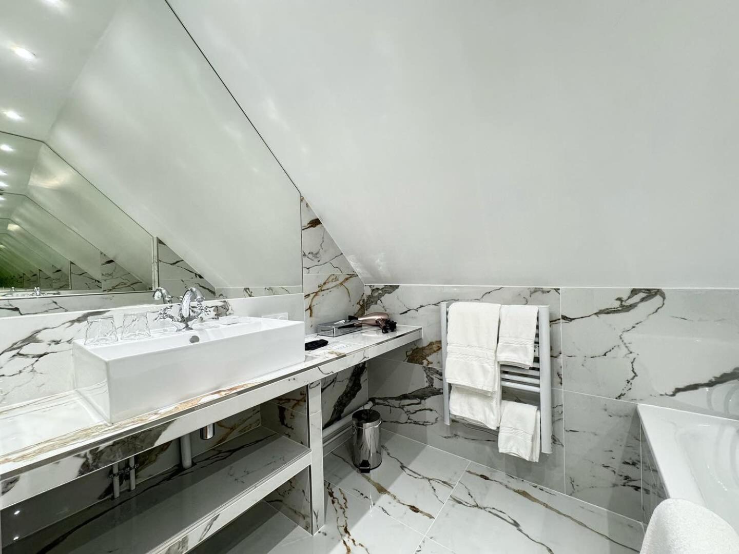Le Tardif, Noble Guesthouse Bayeux Kamer foto