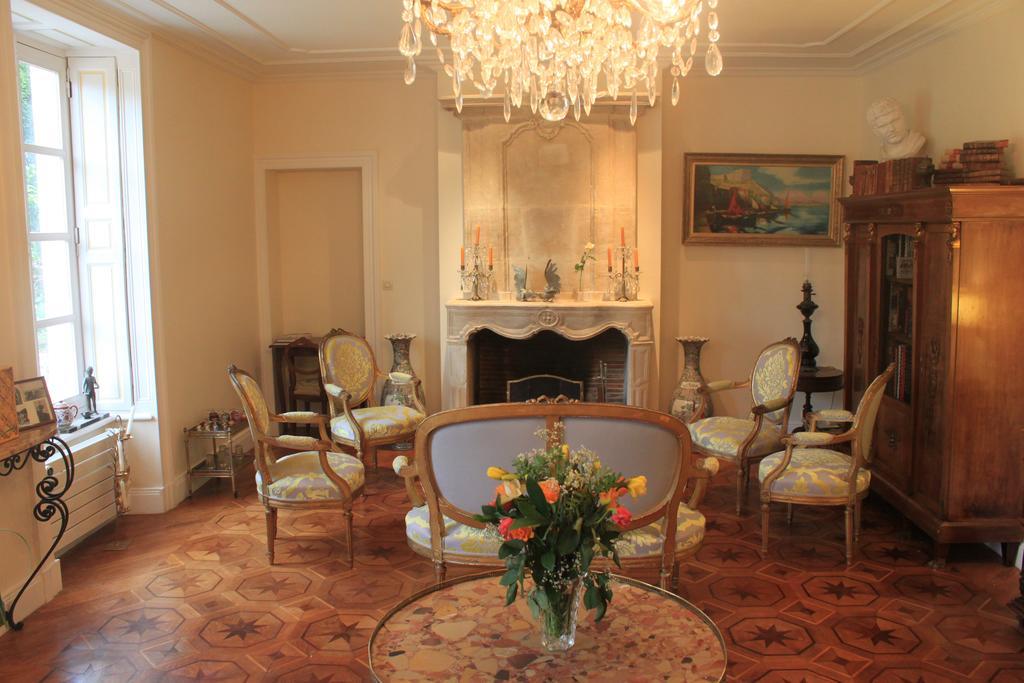 Le Tardif, Noble Guesthouse Bayeux Buitenkant foto