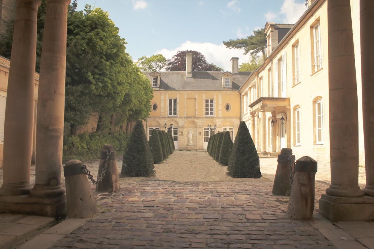 Le Tardif, Noble Guesthouse Bayeux Buitenkant foto