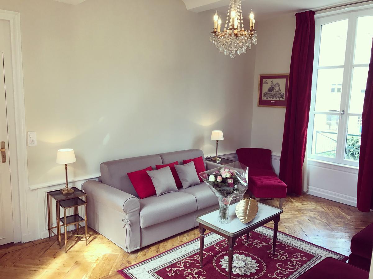 Le Tardif, Noble Guesthouse Bayeux Buitenkant foto