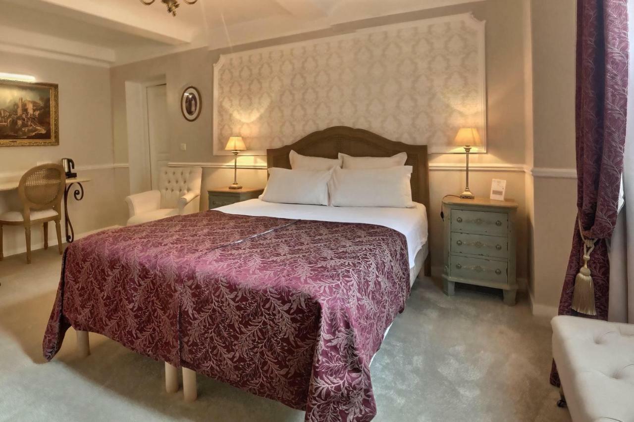 Le Tardif, Noble Guesthouse Bayeux Buitenkant foto